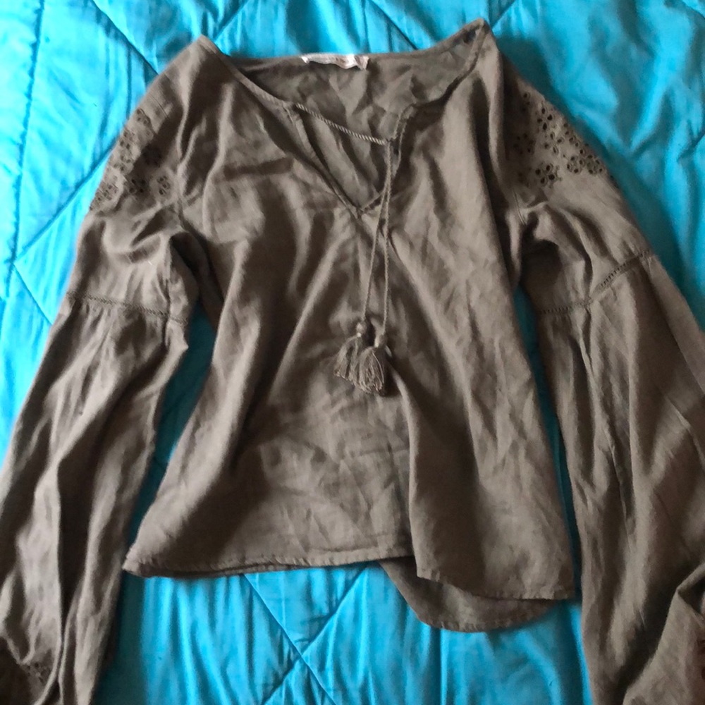 Puff sleeve blouse